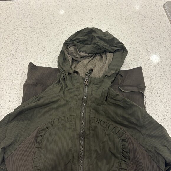 Lululemon Dance Studio Jacket  Dark Olive - Picture 2 of 2